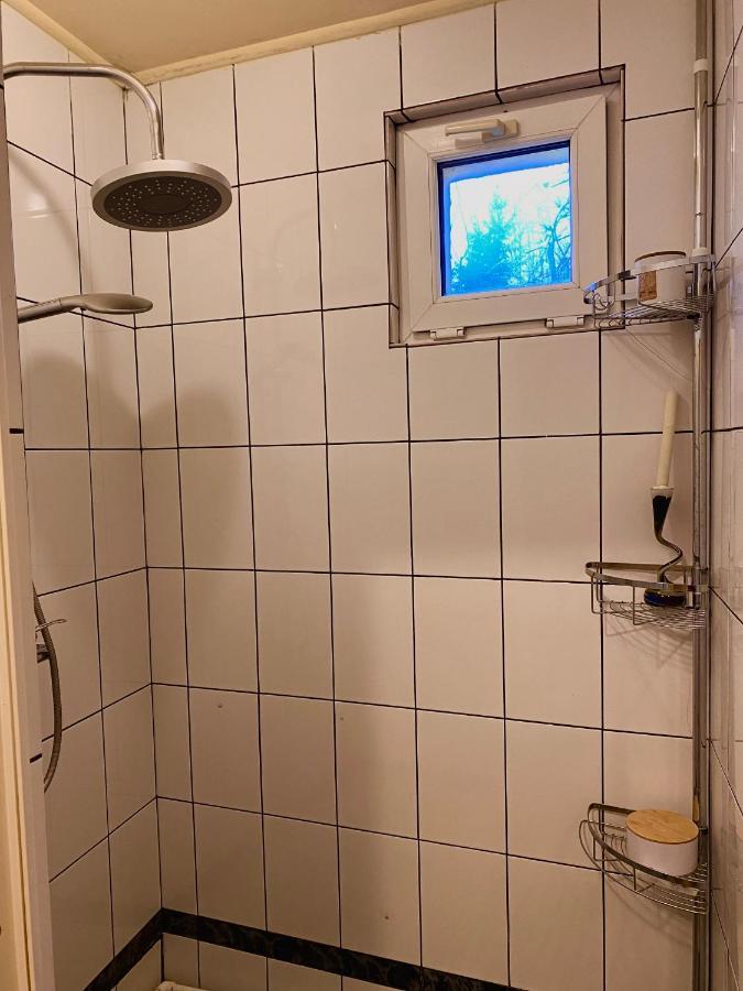 Bed and Breakfast House In The Woods Resita Esterno foto